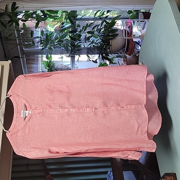 Sigrid Olsen linen button down shirt. - Picture 1 of 6